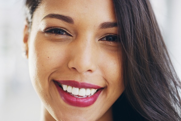 How A Smile Makeover Can Restore Confidence In Your Teeth